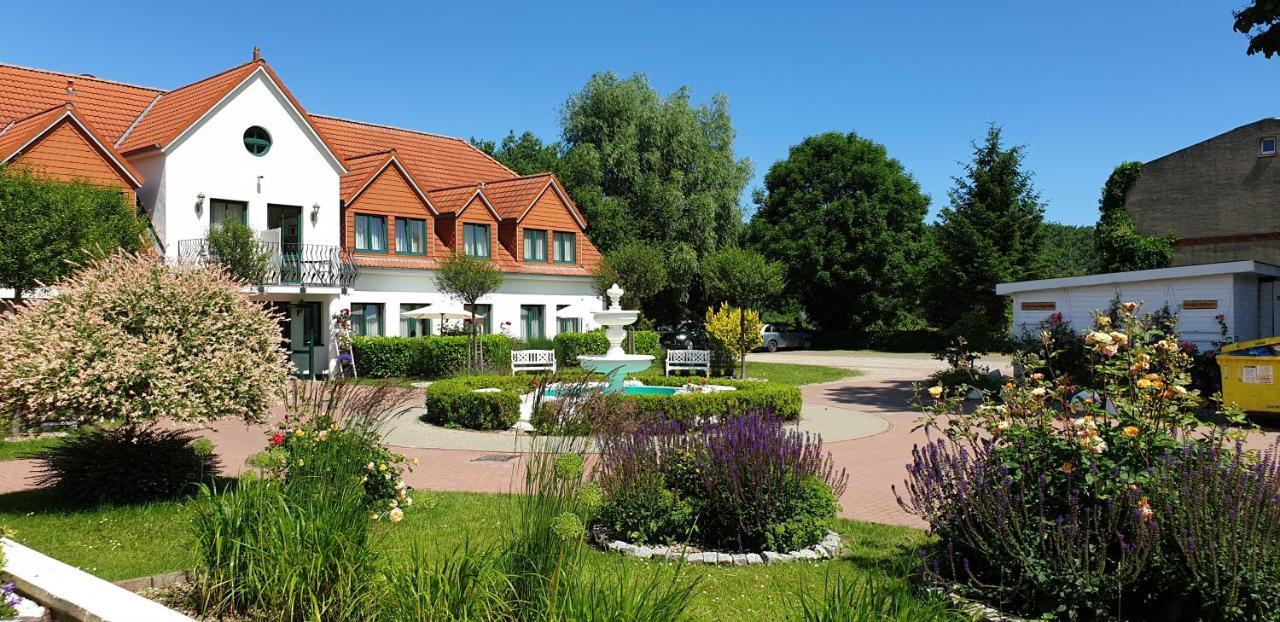 Ferienbungalow Haus Am Teich بولتينهاجين المظهر الخارجي الصورة